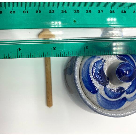 Vintage Pottery Salt Glaze 3"h x 3"w Lidded Condiment pot - Picture 8 of 8